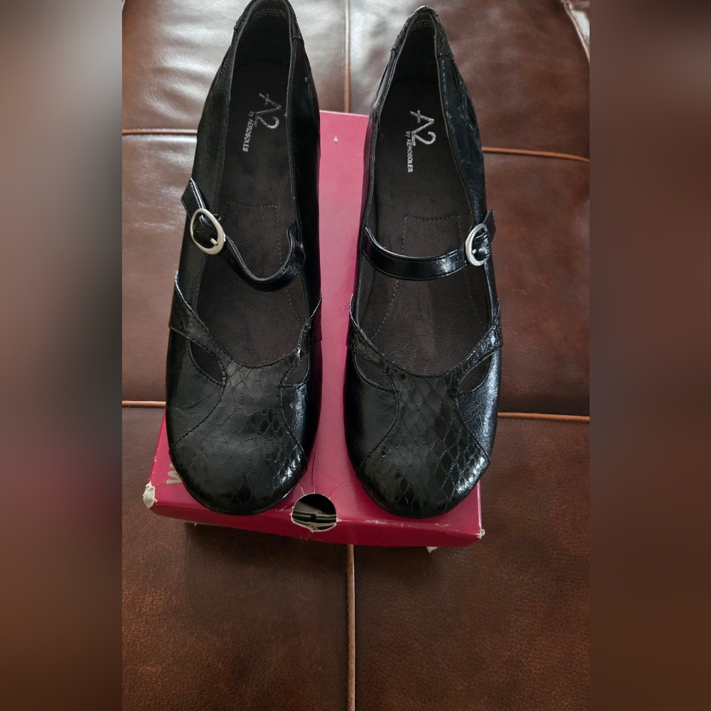A2 by Aerosoles Women's Black Heels 9.5 NIB